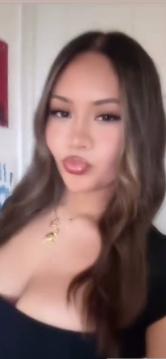 altaccount889's tweet photo. please someone tribute her https://t.co/vw4bCe6R8d