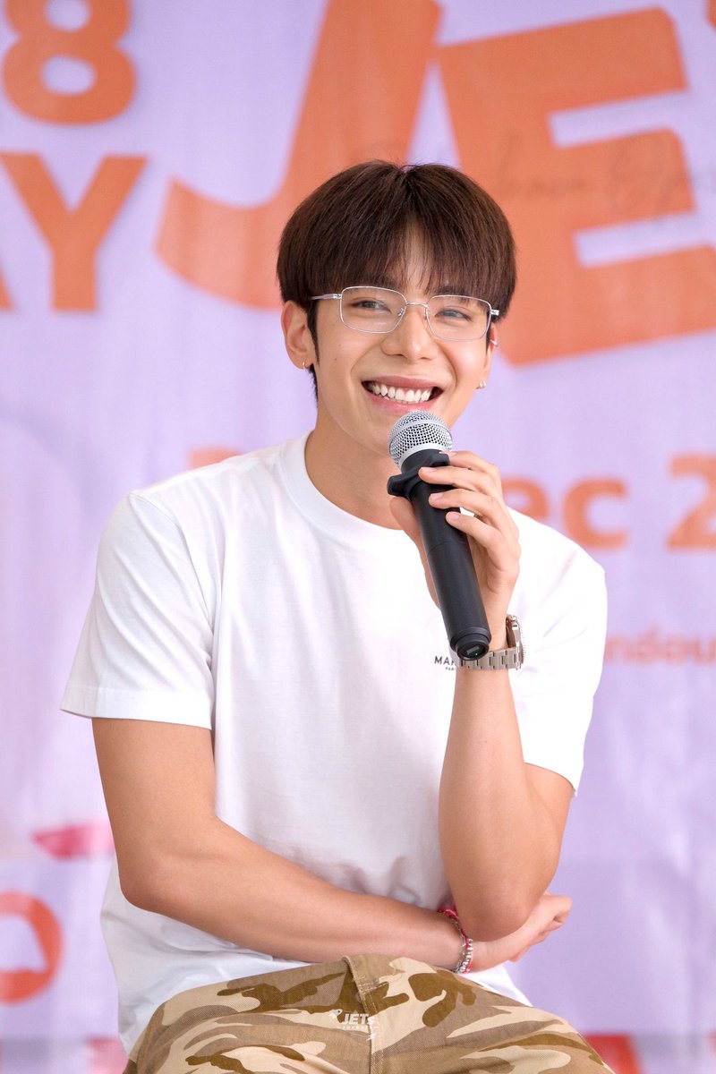 Happy birthday JT🧡💚🎂

ขอให้เจ็ทหลับง่าย พร้อมตื่นมามีรอยยิ้มและมีความสุขในทุกๆวันนะคะ

วันไหนเหนื่อย วันไหนท้อหันกลับมาหาเอลิสได้เสมอน้า🫶🏻

#28CheckPointsWithJET
#กิโลเมตรที่28กับJT
#JetATLAS #ATLAS_TH