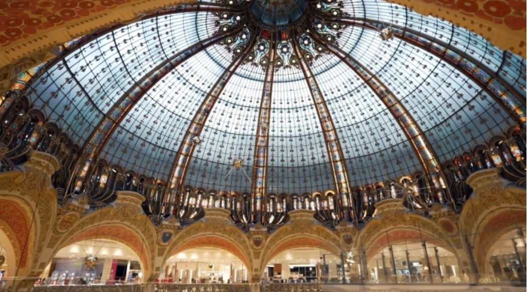 #Audiences #France5 

Très belle performance hier pour " Les trésors des grands magasins" avec :

📍 869 000 tvsp
📍 4,9 % de PdA

▶️ Dispo sur france.tv

> Rendez-vous lundi 22/12 avec  " Les trésors de Napoléon "