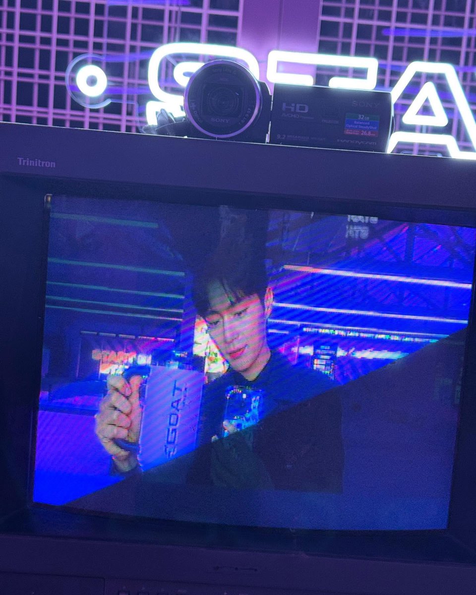 timetoYDJ's tweet photo. [241223] 인스타그램 두준

이제 진짜 겨울이 온 것 같아요! 감기 절대 ���심하시고, 크리스마스에 만나요💡✌️ https://t.co/yLpPDksrvu