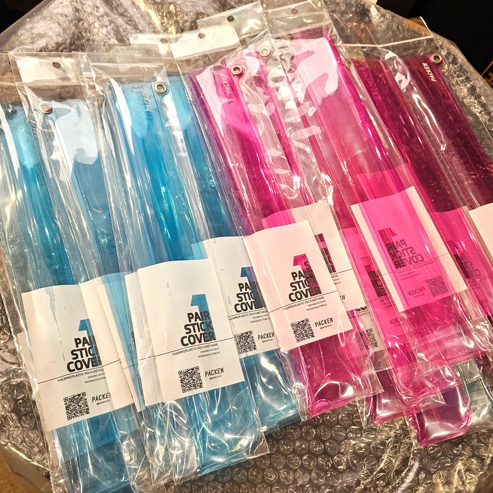 drumstation_osk's tweet photo. PACKEN 1 PAIR STICK COVERの新色、
ウォーターブルーとチェリーピンクが入荷！

目を引くブルーとピンクがかわいい！！！

商品ページはこちら↓
https://t.co/CEEWBtNzbn https://t.co/Al8LVs7f5J
