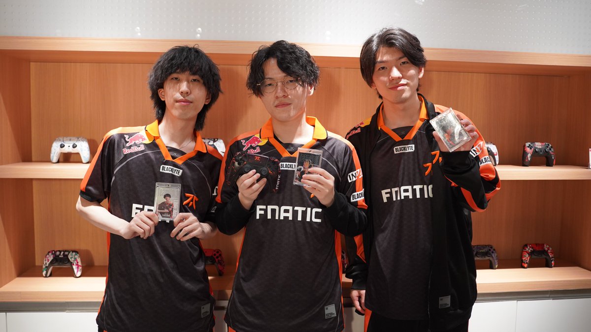 Fight with Void. 是非会場でゲットしてください🫰