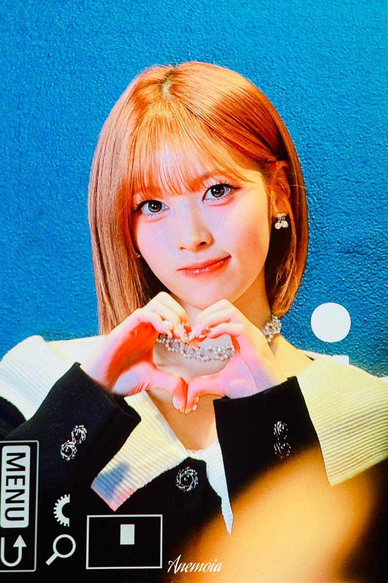 Anemoia819's tweet image. 251223 프리뷰

#메이 #MAY 
#리센느 #RESCENE