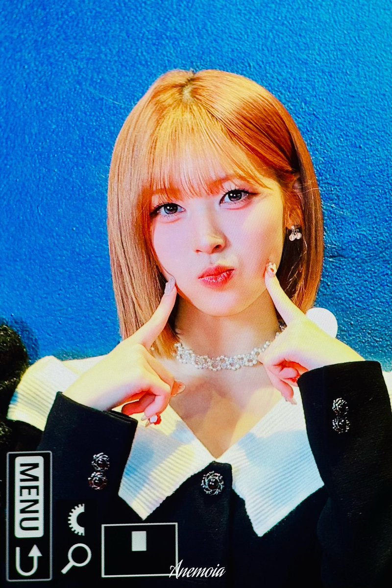 Anemoia819's tweet image. 251223 프리뷰

#메이 #MAY 
#리센느 #RESCENE