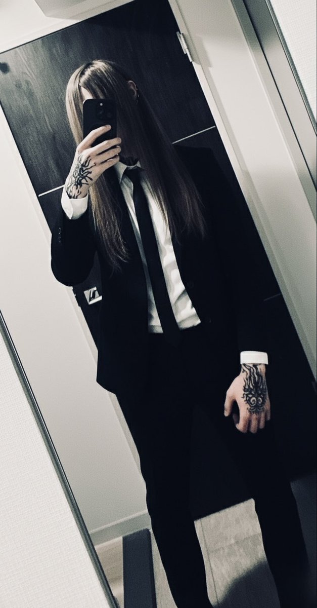 スーツは似合わんと思ってたけど案外ありかも