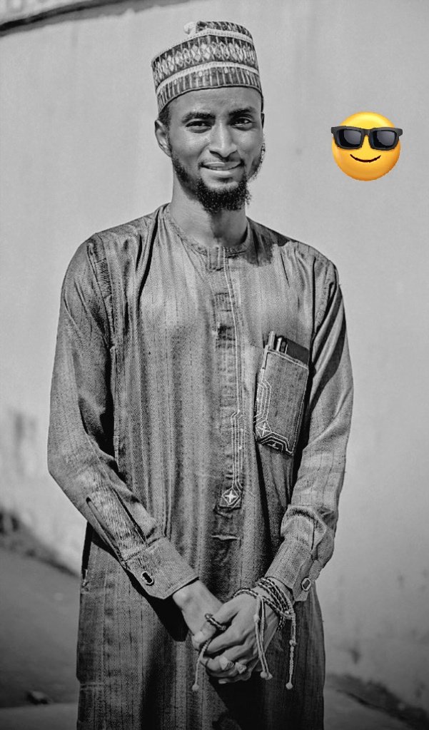 I'm Saif by Name 👈 ✊ 

My afternoon Smile 😁 face 

Just little Reminder 😉 👇👇

Hard work is good but without direction, you're just busy, not progressing 🙂
Knowing where you're going matters🫡

Hustling all day doesn't guarantee success 😅😁
Sometimes one smart decision