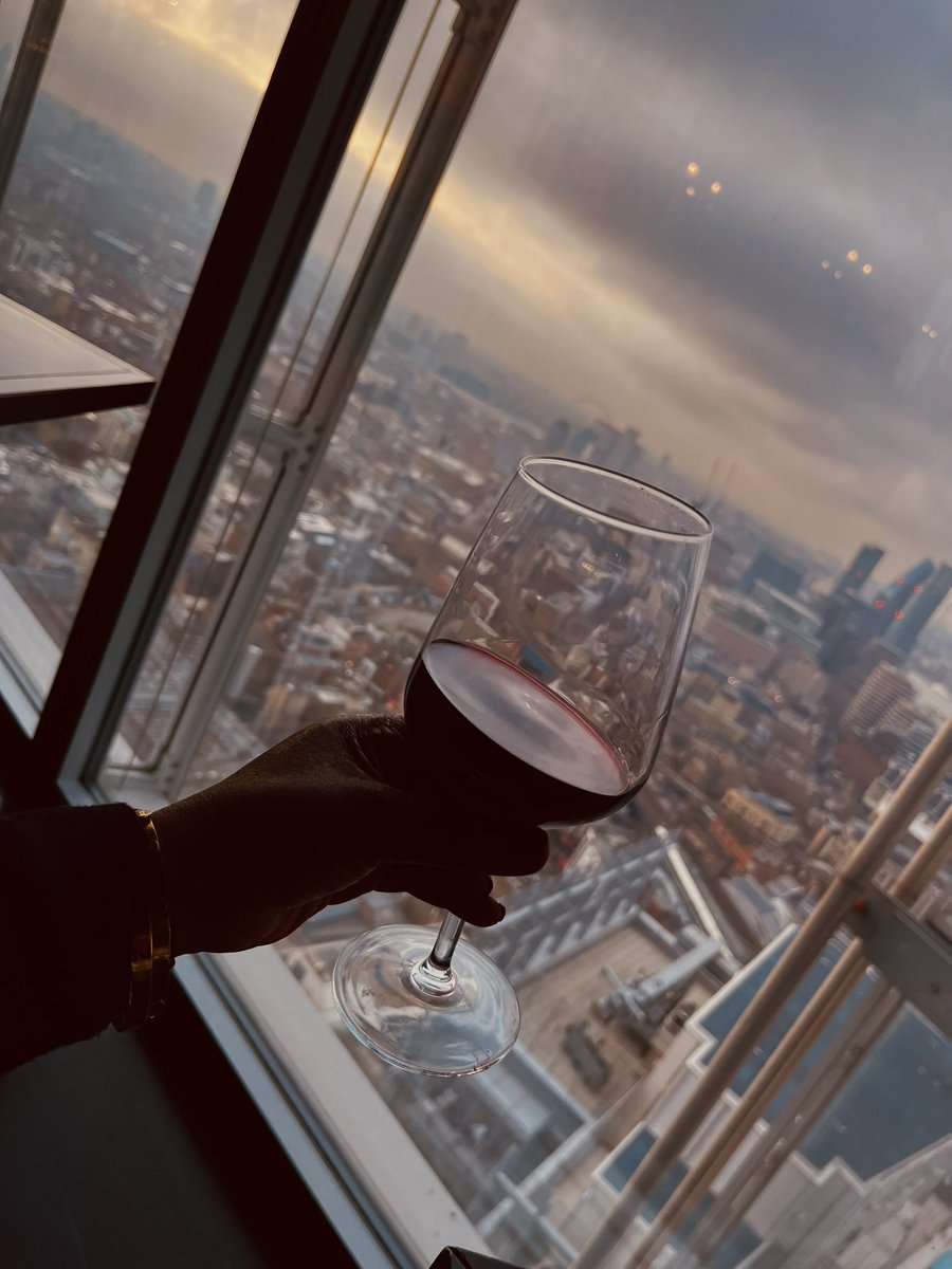 SK 💃🏾🕺 tweet media