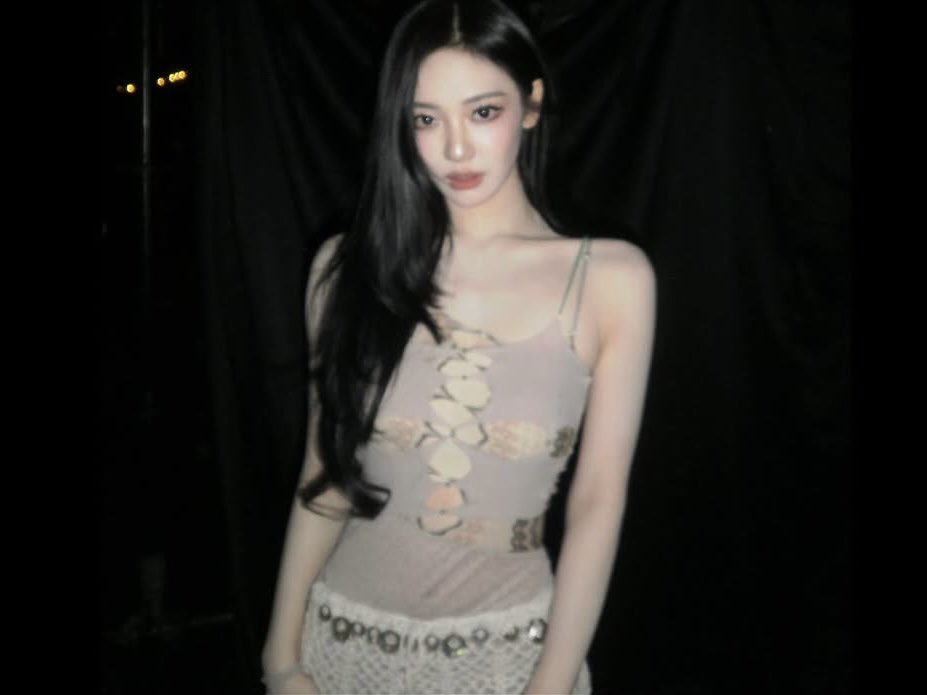 ningfusion's tweet image. gorgeous girl