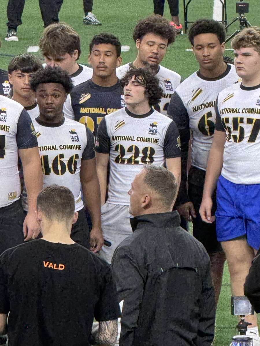 JoeyHandleIV tweet media