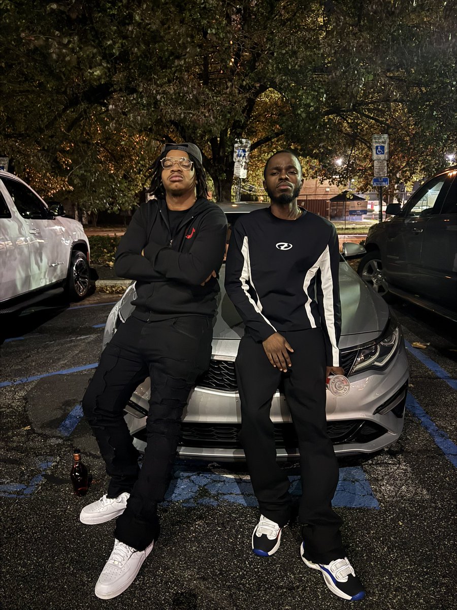 0LEE_LND0's tweet image. Happy G-Day to one of the thurlest in dis shit @DreMajesty_ fuck this br shit u forever my nigga!!⭐️🙏

#RealAtlanta