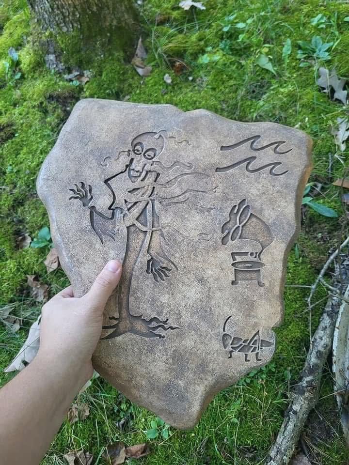 Muffinchan_lly's tweet image. fedex guy left this on my porch