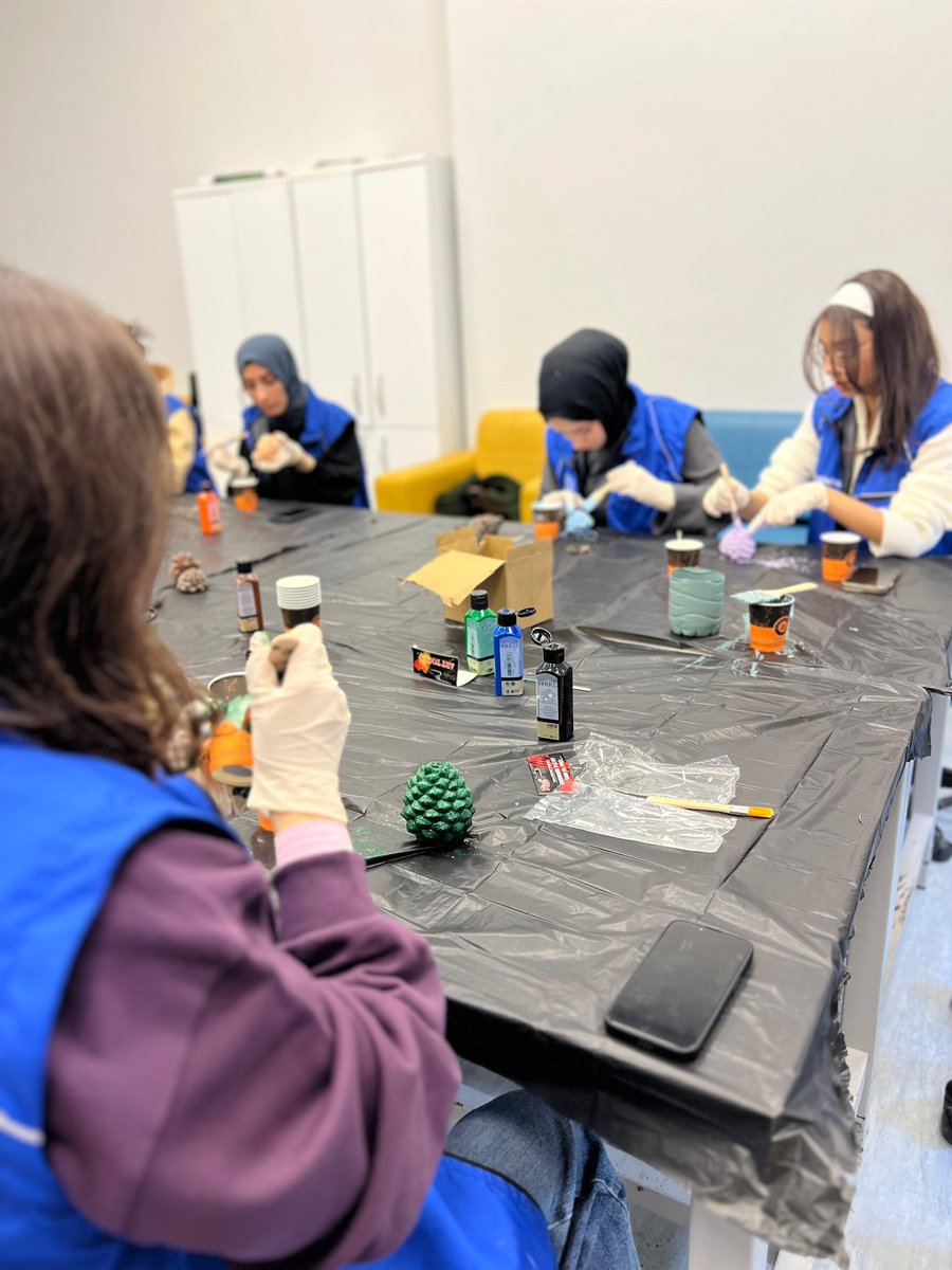 Tıp Fakültesi Genç Ofisle “Ahşap Boyama Workshop” etkinliğinden.🎨