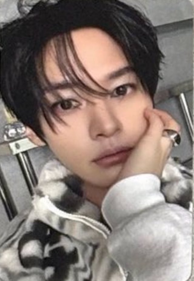 nyangmiiii's tweet photo. im going to ksm today https://t.co/9HjSETwJdv