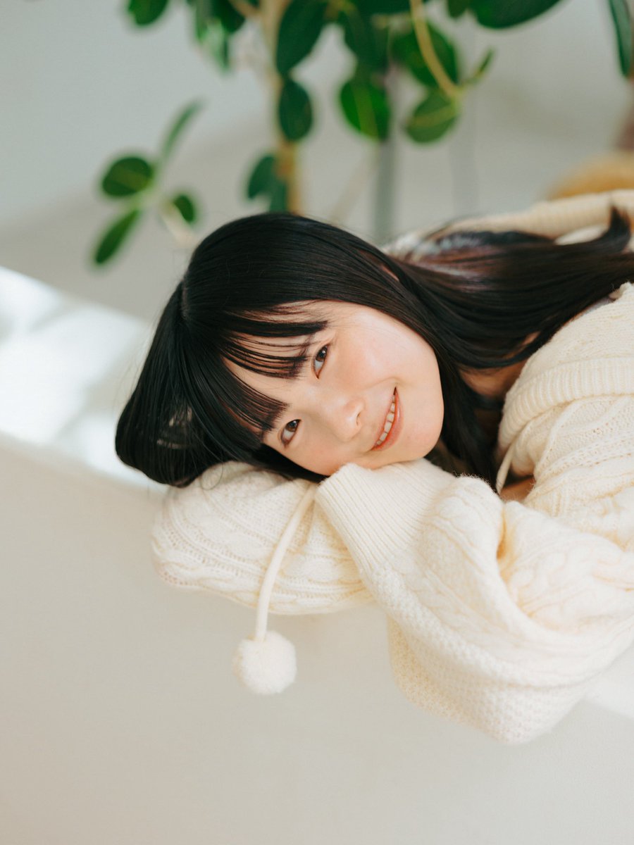 こまめ🍤1st写真集発売中【C107*2日目東8 Z-25a】 (@pipipi_koma