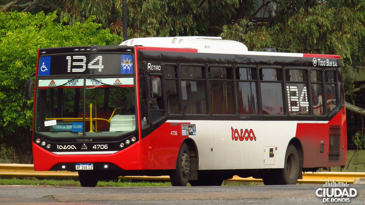 CiudadDeBondis's tweet image. SE VA LA SEGUNDA (Y LA TERCERA)

#DOTA sigue transfiriendo líneas entre empresas del mismo grupo: la #Linea25 y #Linea84 de la #TomasGuido pasarán a la órbita de #TARSA desde el 1° de enero.

…ntosboletinoficial.buenosaires.gob.ar/publico/ck_PE-…