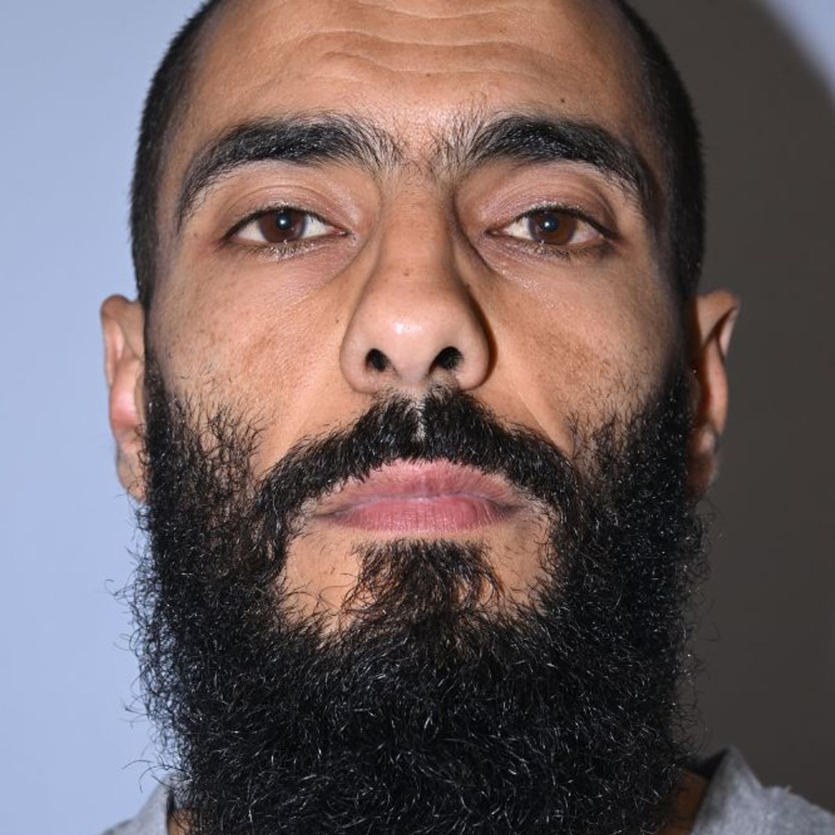 MarioNawfal's tweet image. 🚨🇬🇧 RESTAURANT OWNER SOLD EVERYTHING TO BUY AK-47S FOR "DEADLIEST UK TERROR ATTACK IN HISTORY"

Walid Saadaoui hero-worshipped the Paris attacks mastermind. He wanted his own 130-body-count moment.

So the 38-year-old Tunisian sold his Italian restaurant on England's Norfolk…