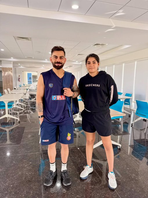 Yastika Bhatia meets Virat Kohli🤍