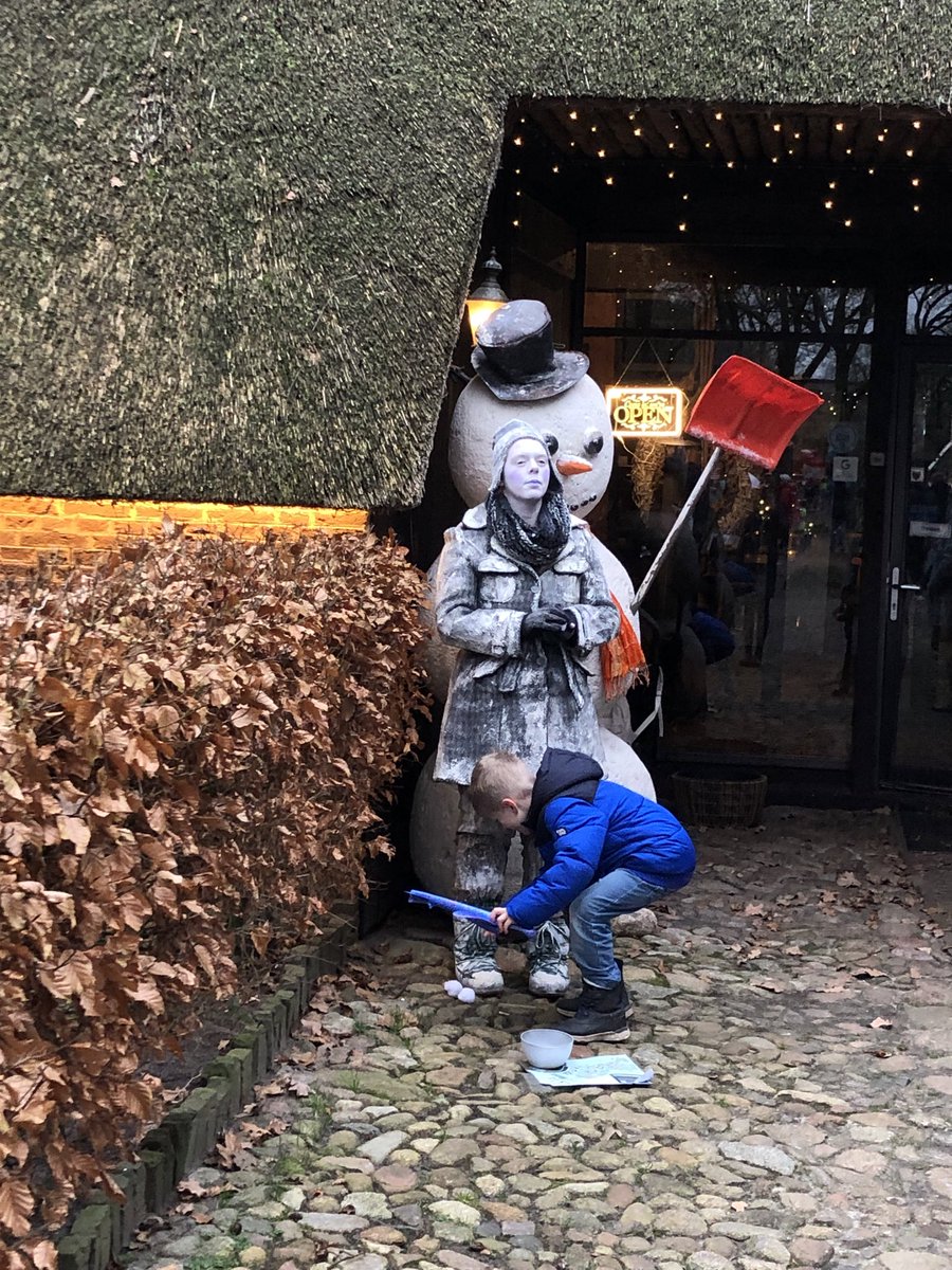 Sfeer stilstaan in Orvelte 
Met de midwinterhoorn geluiden door het dorp. #oerdorp Orvelte
