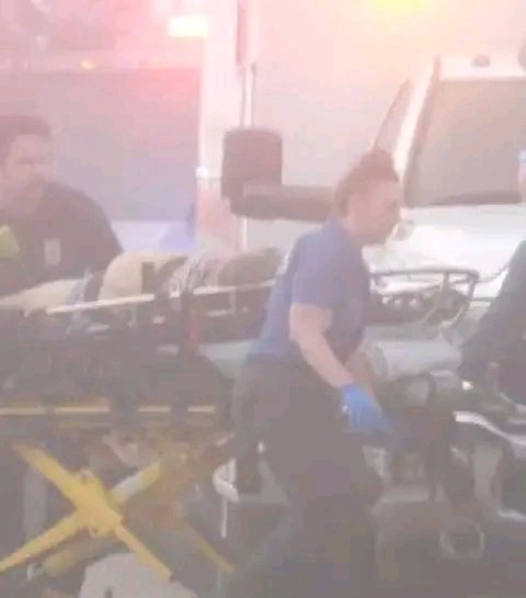 gabysalido's tweet image. Mi solidaridad y condolencias por lo sucedido en el incidente del avión de la #Marina cerca de #GalvestonTexas.

La aeronave trasladaba a un menor con quemaduras al hospital de #Galveston, como apoyo médico a la fundación #MichouYMau. Donde hubo 5 personas fallecidas.