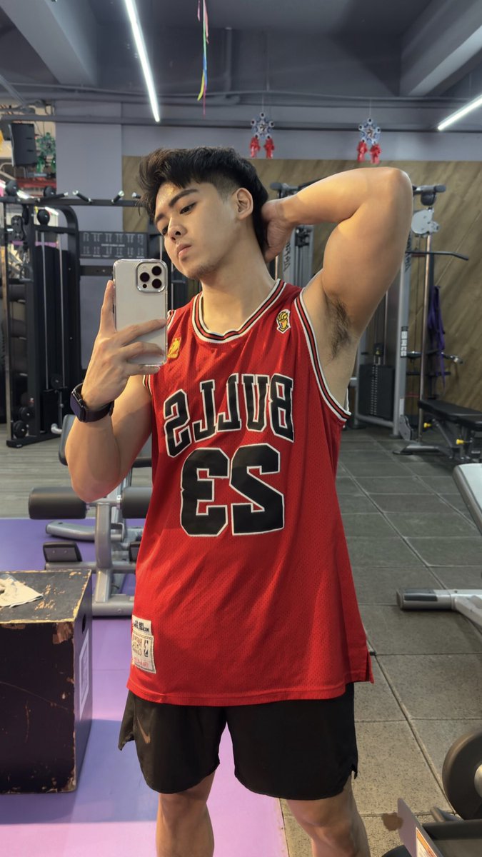 Angelo Castro tweet media