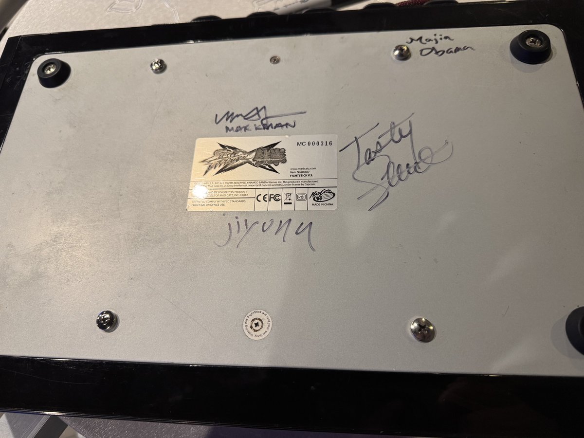 Karina / Bol Sadguy tweet media