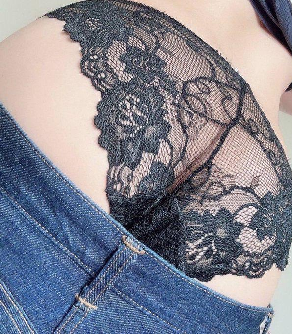 Anh nào mặc quần hộ em với