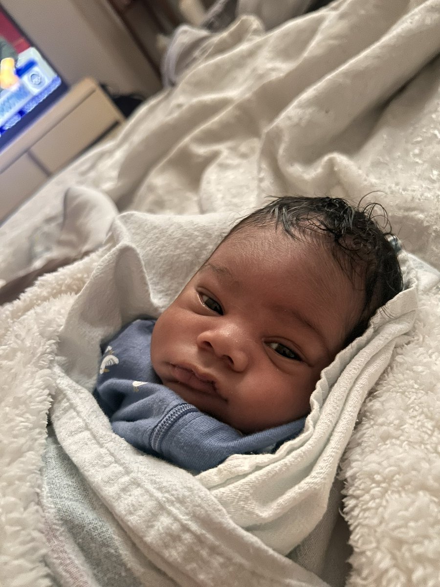 PrettiassC's tweet image. I’ll have a 1 month old next week 🥺🩵