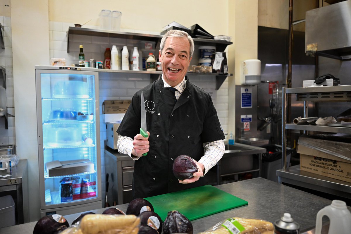 Nigel Farage MP tweet media