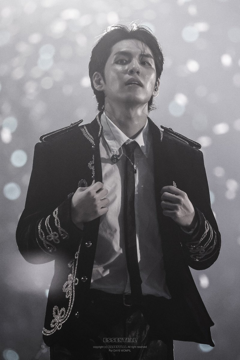 251219 The Present 

....섹시💯

#데이식스 #day6 #원필 #WONPIL