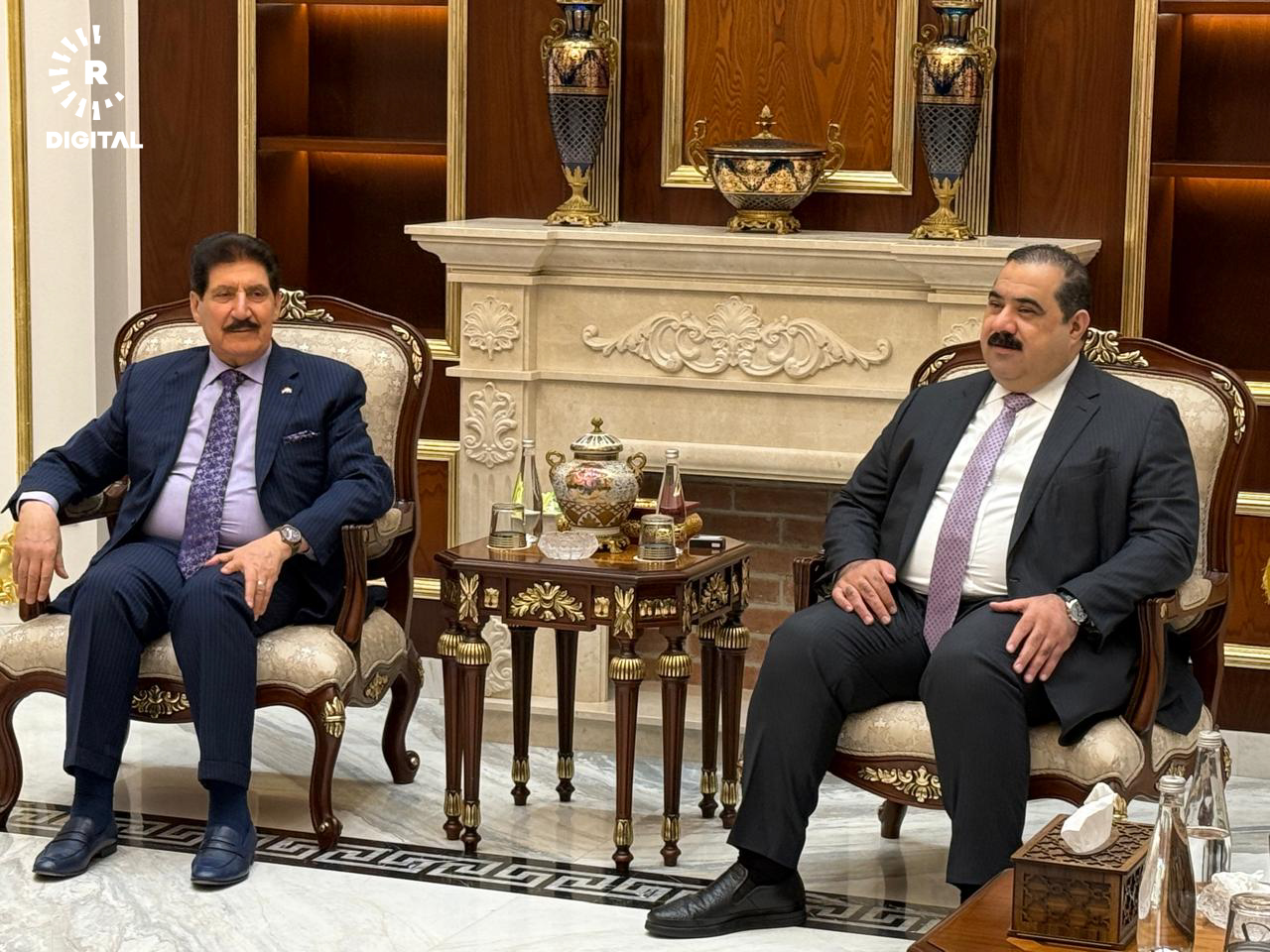 اجتماع وفد الحزب الديمقراطي الكوردستاني برئاسة فاضل ميراني مع رئيس تحالف العزم مثنى السامرائي في بغداد. صور.. هلكوت عزيز - رووداو 