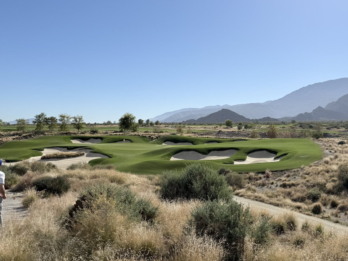 Rick Golfs tweet media