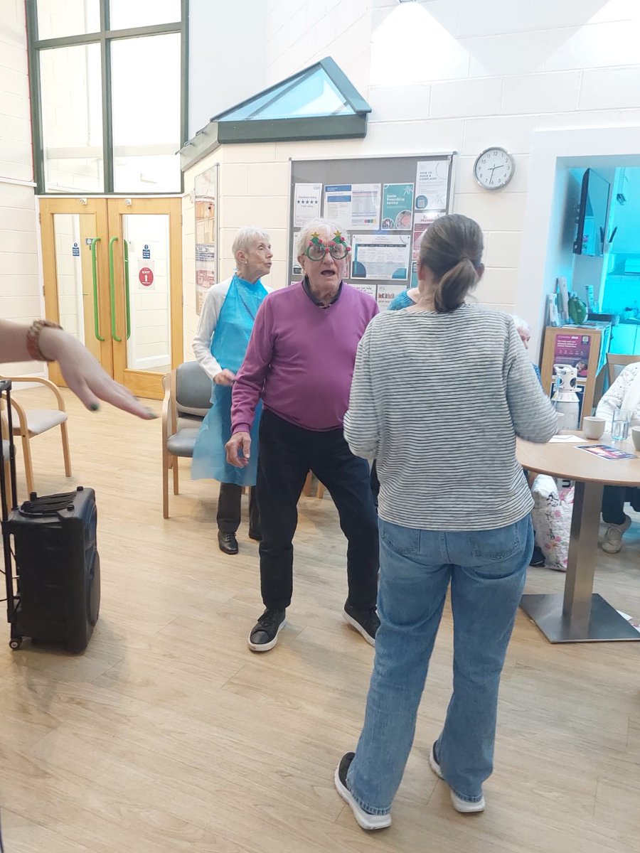 KHHospice's tweet photo. What's your favourite Christmas song?

Becca brought the party to our Therapy &amp; Wellbeing Centre recently 🎶 There was singing, dancing, and plenty of smiles from everyone, including our amazing staff and volunteers!🕺

#Stafford #Staffordshire #ChristmasEveEve https://t.co/2m0uZTVkTF