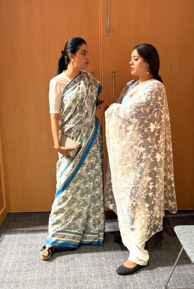 DivyaMaderna's tweet image. प्रिय साथी @Supriya23bh जी को जन्मदिन की हार्दिक शुभकामनाएं।

ईश्वर आपको उत्तम स्वास्थ्य, दीर्घायु और हर क्षेत्र में निरंतर सफलता प्रदान करे।