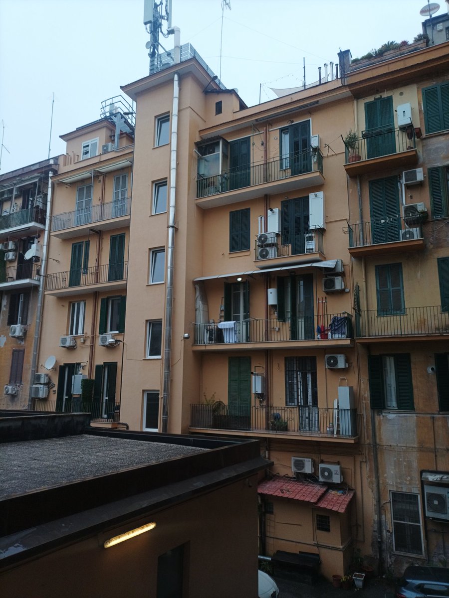 LucretiusVT's tweet image. italia serasa menteng