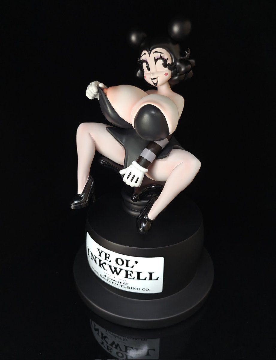 Smewed's Toy Box tweet media