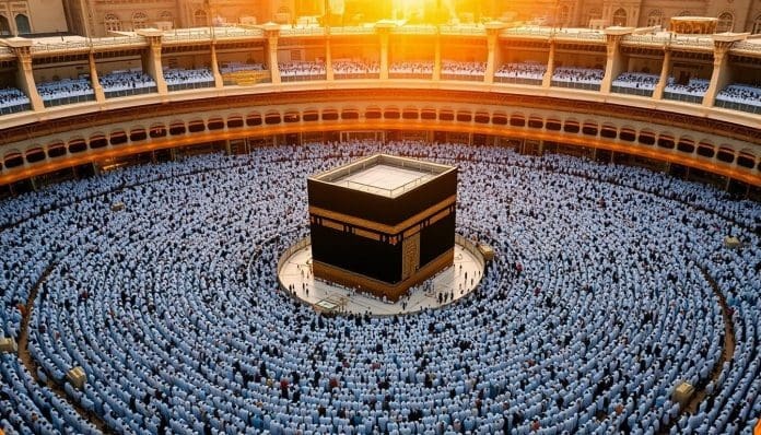 استعدادًا لموسم حج 1447.. أمانة العاصمة المقدسة تدعو المتقدمين لتأهيل الإعاشة إلى استكمال بياناتهم. في إطار الاستعدادات المبكرة لموسم حج عام 1447هـ؛ دعت أمانة العاصمة المقدسة جميع المنشآت والمتقدمين لطلبات التأهيل في نشاط الإعاشة داخل مكة المكرمة والمشاعر المقدسة إلى سرعة استكمال وتحديث بياناتهم عبر منصة خدمات الإعاشة الإلكترونية.. وأكدت أن التقديم واستكمال الإجراءات يجريان حصريًا من خلال المنصة المعتمدة، مشددة على أهمية الالتزام بالمواعيد المحددة لضمان دراسة الطلبات، وسيستبعد أي طلب غير مكتمل أو غير مستوفٍ للاشتراطات النظامية من إجراءات التأهيل.. وأفادت أن آخر موعد لاستقبال طلبات التأهيل هو يوم 30 رجب 1447هـ، داعية جميع الراغبين إلى المبادرة بالدخول على المنصة واستكمال جميع المتطلبات والبيانات المطلوبة في الوقت المحدد 