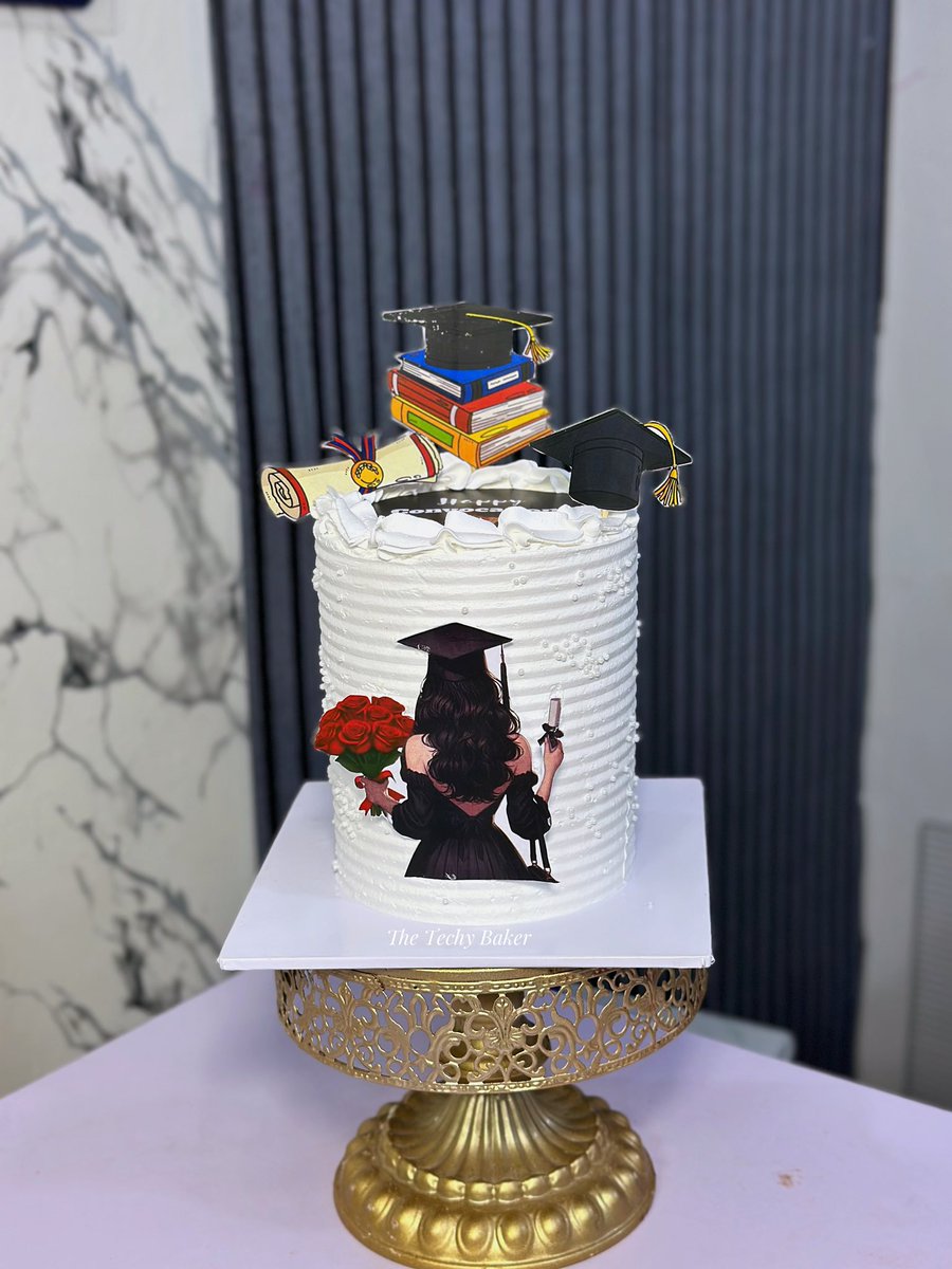 Leemahpearl_'s tweet image. Hello little miss graduate ❤️

5’3 in vanilla and Redvelvet 
Frosting Whipped Cream 
Price: 25,000 

📍ILORIN 

Please repost ❤️