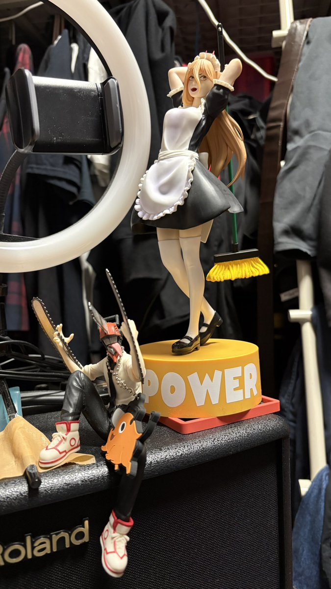 1回目観たあとにチェンソーマンの箱無しフィギュアとポチタ見つけて