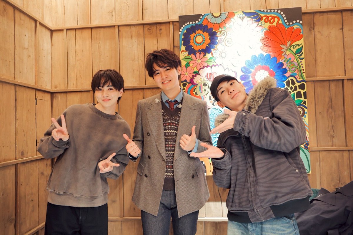 この涼太くんメロない？！ 一枚目が家族といる時の涼太くんで2枚目がお