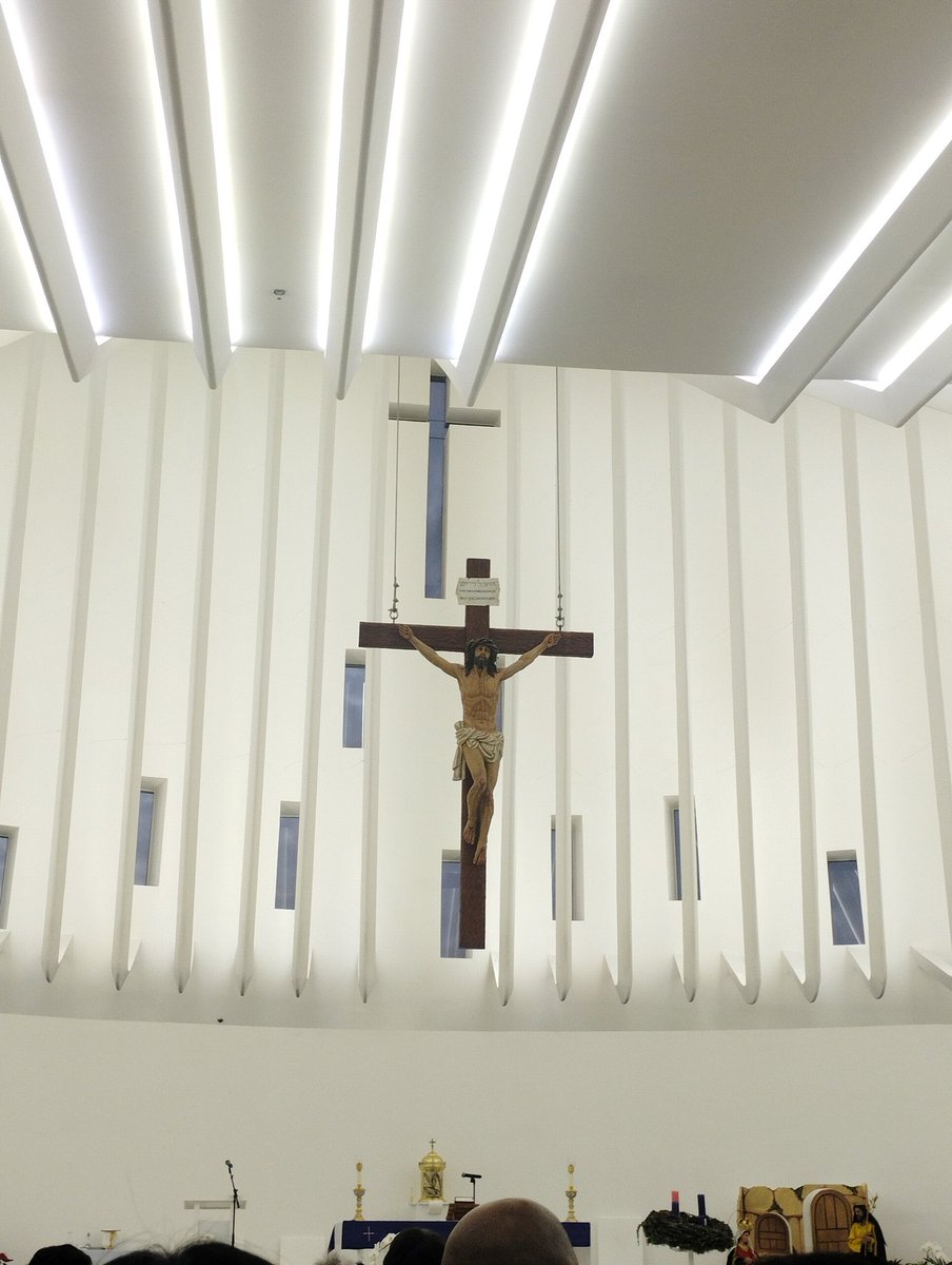 ghioh_14's tweet photo. Sagrada Familia Chapel
Gateway 2, Cubao https://t.co/a7V90VZkfQ