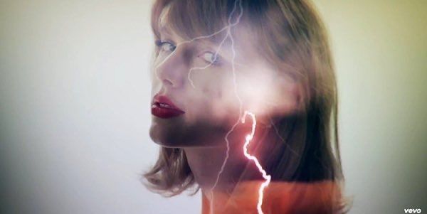 TheSwiftSociety's tweet image. 🏆| Style (2014) by Taylor Swift surpassed 1.6 BILLION Spotify Streams!