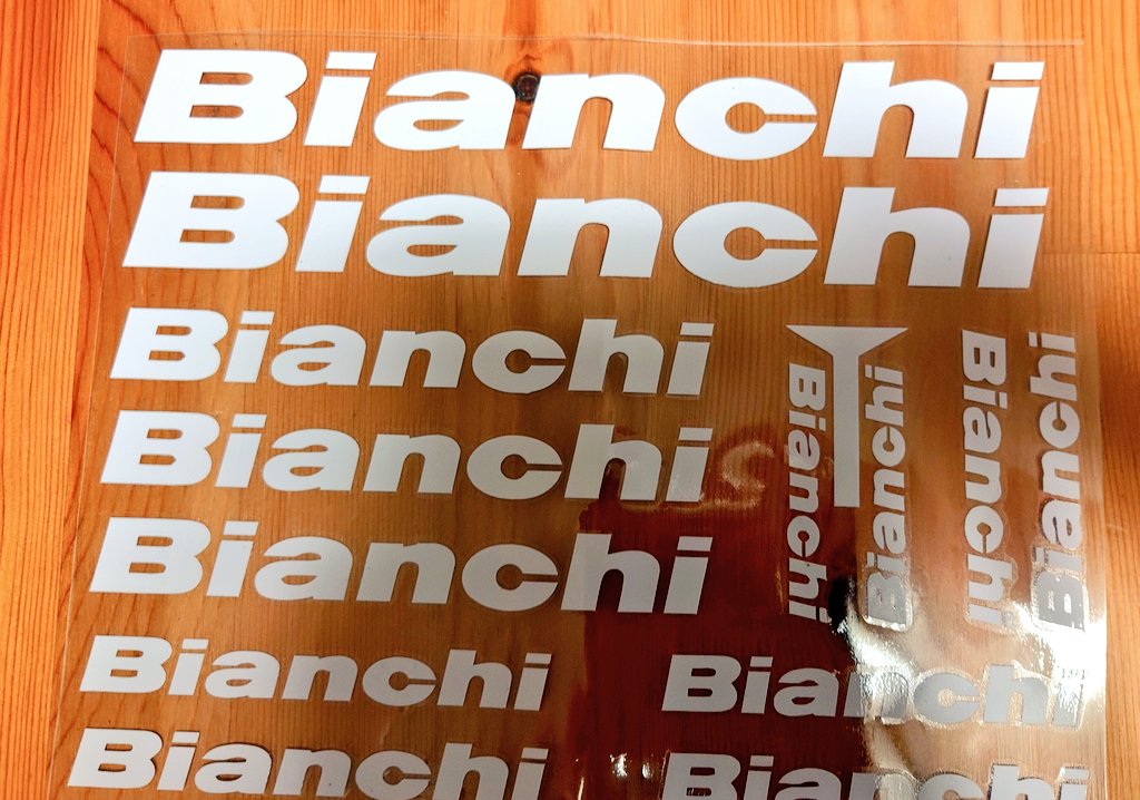 かりりん エセ☆ビアンキを作ります。 幼児用自転車にパパがどうしても貼りたい