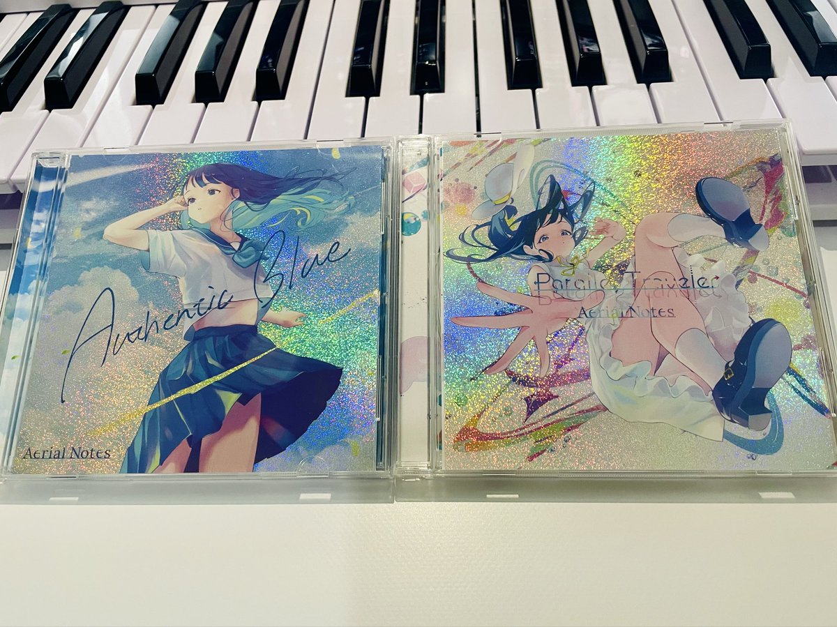 Aerial_Notes's tweet photo. 今回の冬コミでは、Aerial Notes初のグッズとなるホログラムジャケットを頒布します！
通常のジャケットと差し替えてCDに装着でき、観賞用としてもお楽しみいただけます✨ https://t.co/pBrqDyq3Gh