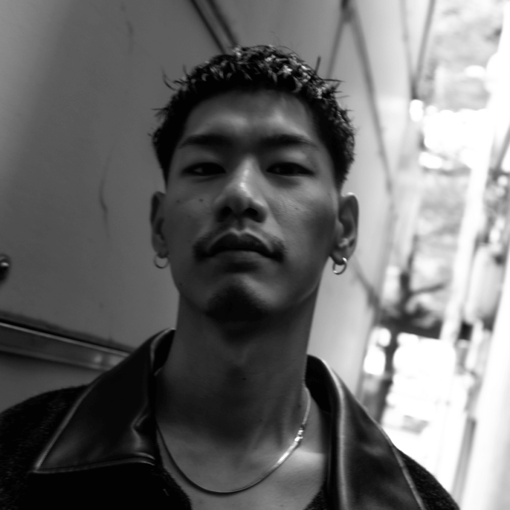 themagazinetcj's tweet photo. 🆕 Interview

ARuM @broscolly33 インタビュー

1stアルバム『Still ARuM』リリース
― 自分を認めて誰かを救うために握るペンとマイク
https://t.co/Mk9VaDyeHb https://t.co/CvyqZDwE5e