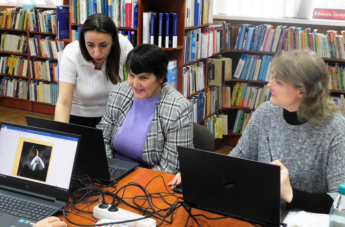 bptirgumures's tweet photo. Competențe digitale pentru seniori
#BibliotecaTarguMures #BibliotecaHasdeu #BMServicii #ConnectPlus #CompetenteDigitale https://t.co/WWejpEYgER