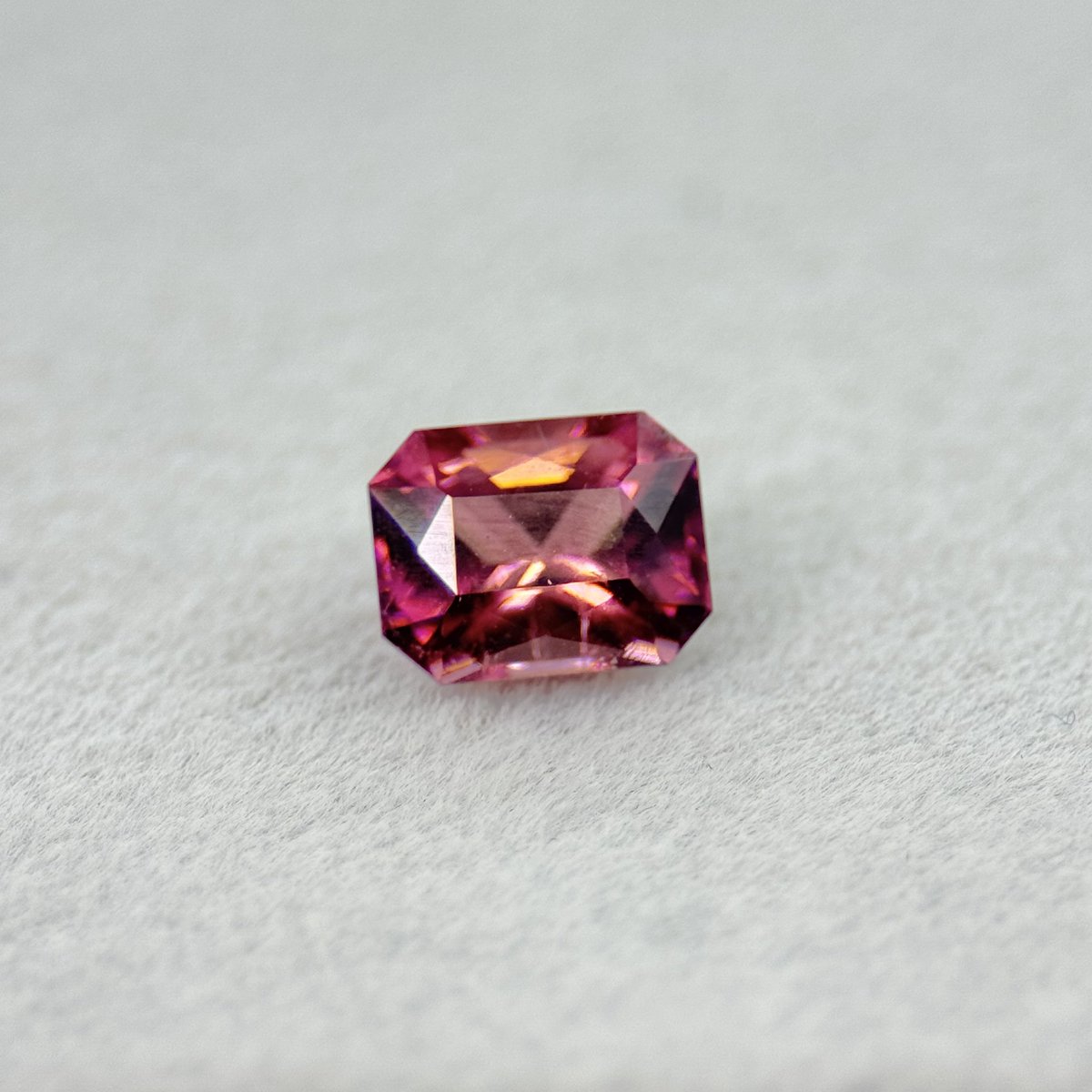 コンゴ産ローズピンクトルマリン🌹 一目で心を掴まれる深みのある