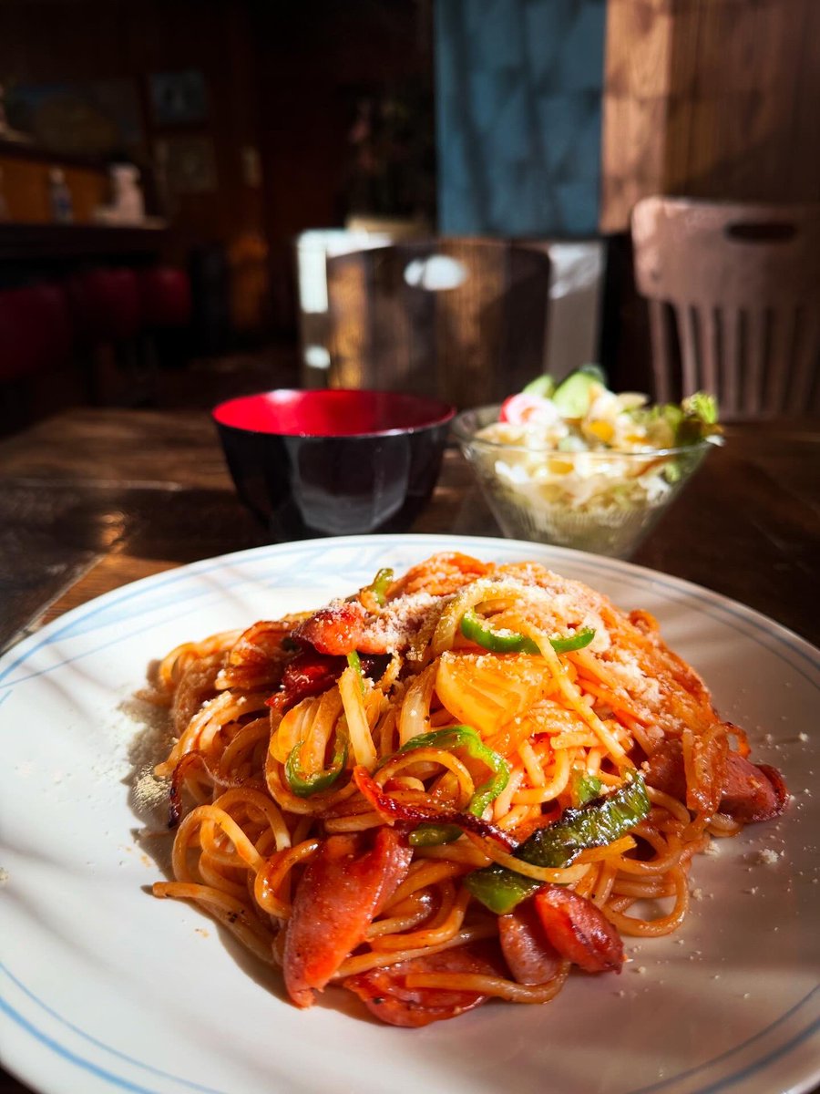 忘年会前の一献🍝

#喫茶店 #純喫茶 #ナポリタン #珈琲 #coffee