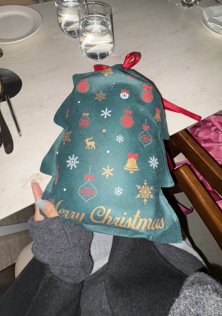 택둥1 tweet media