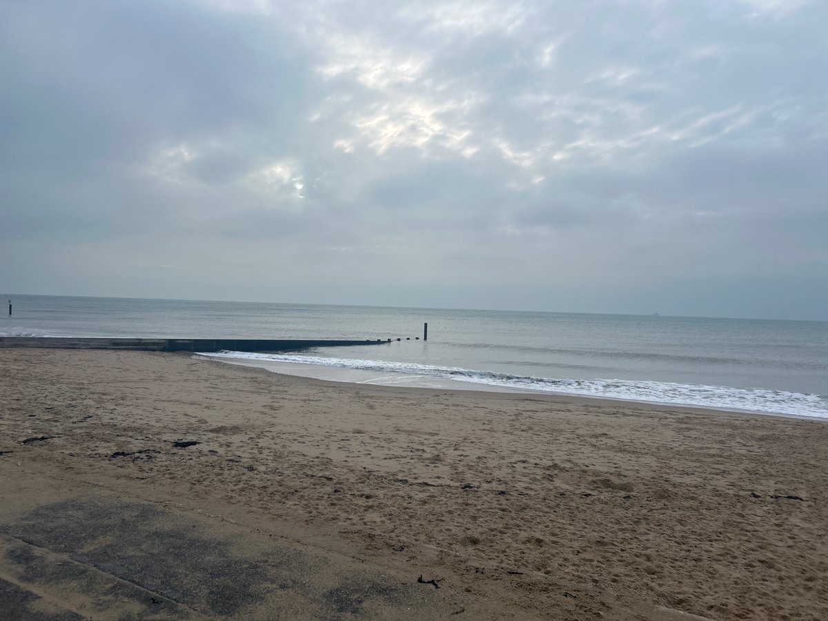 aqourscyclone's tweet image. now WHERE THE HELL is the ORANGE HAIRED GIRL inviting me to BECOME A SCHOOL IDOL???????????