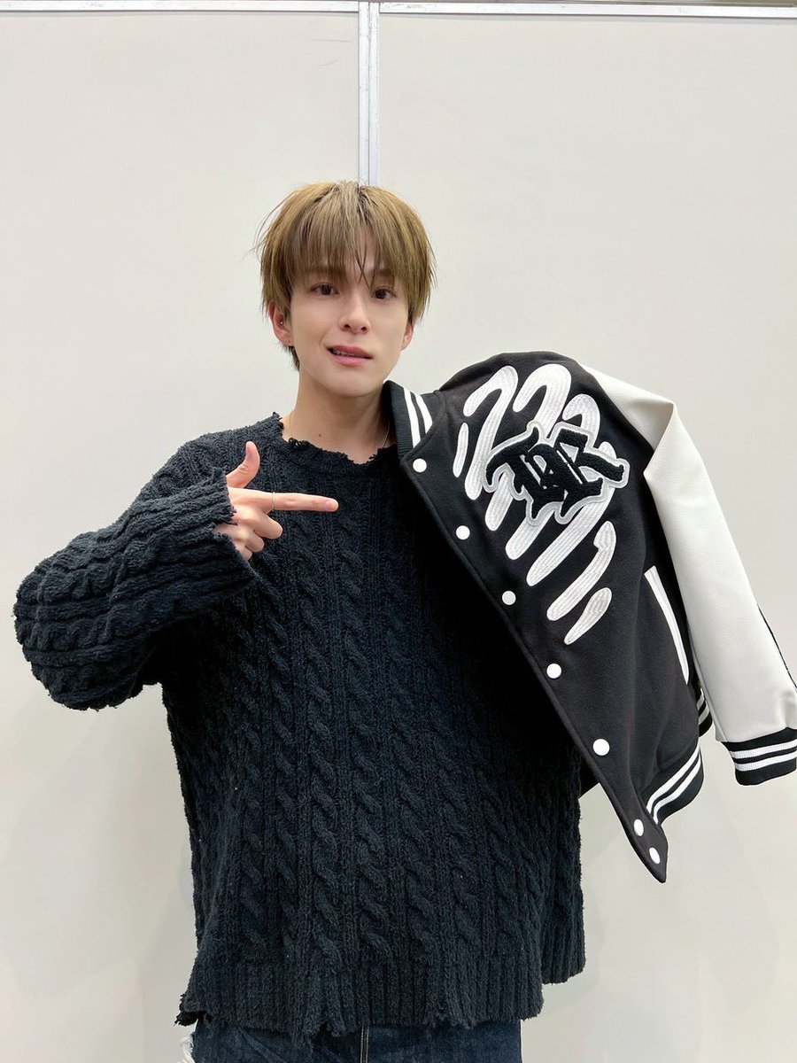 大阪オフイベのときのあさひ꒰՞> · <𓈒՞꒱♡
めっちゃかこいいなーーーᐢ ̥_  ̫ _ ̥ᐢ♡